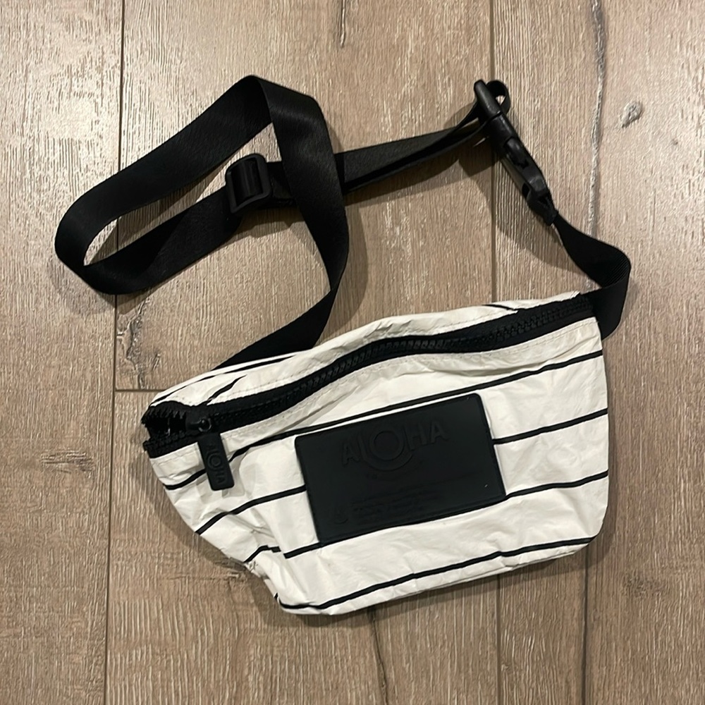ALOHA Collection Pinstripe mini hip pack